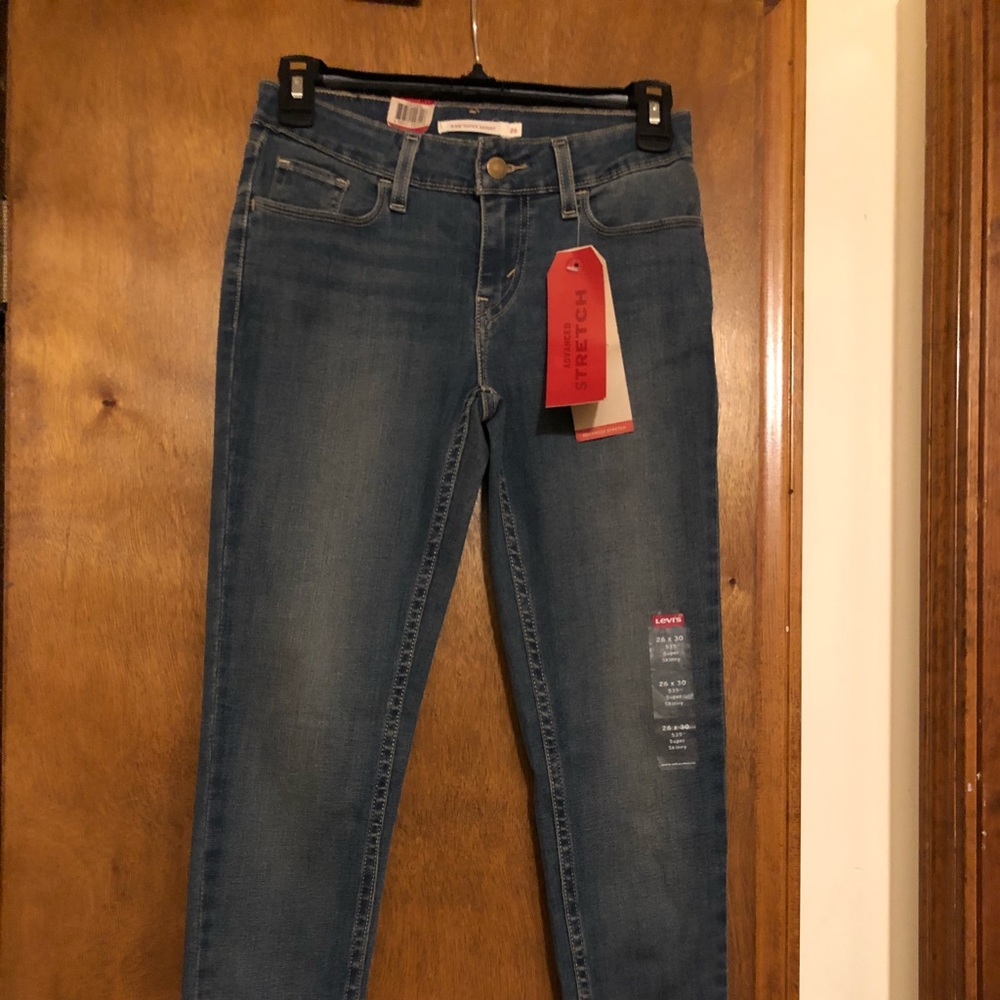 Levi jeans